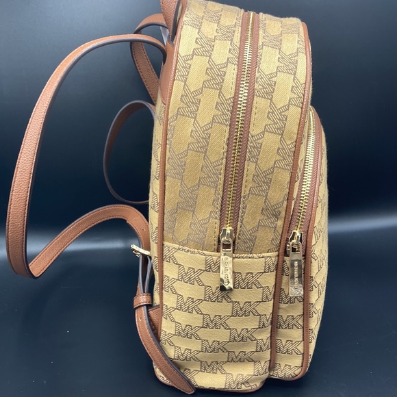 24HR DROP ⬇️SHIPS TODAY❗️⚡️Michael Kors Monogram Backpack main image 9